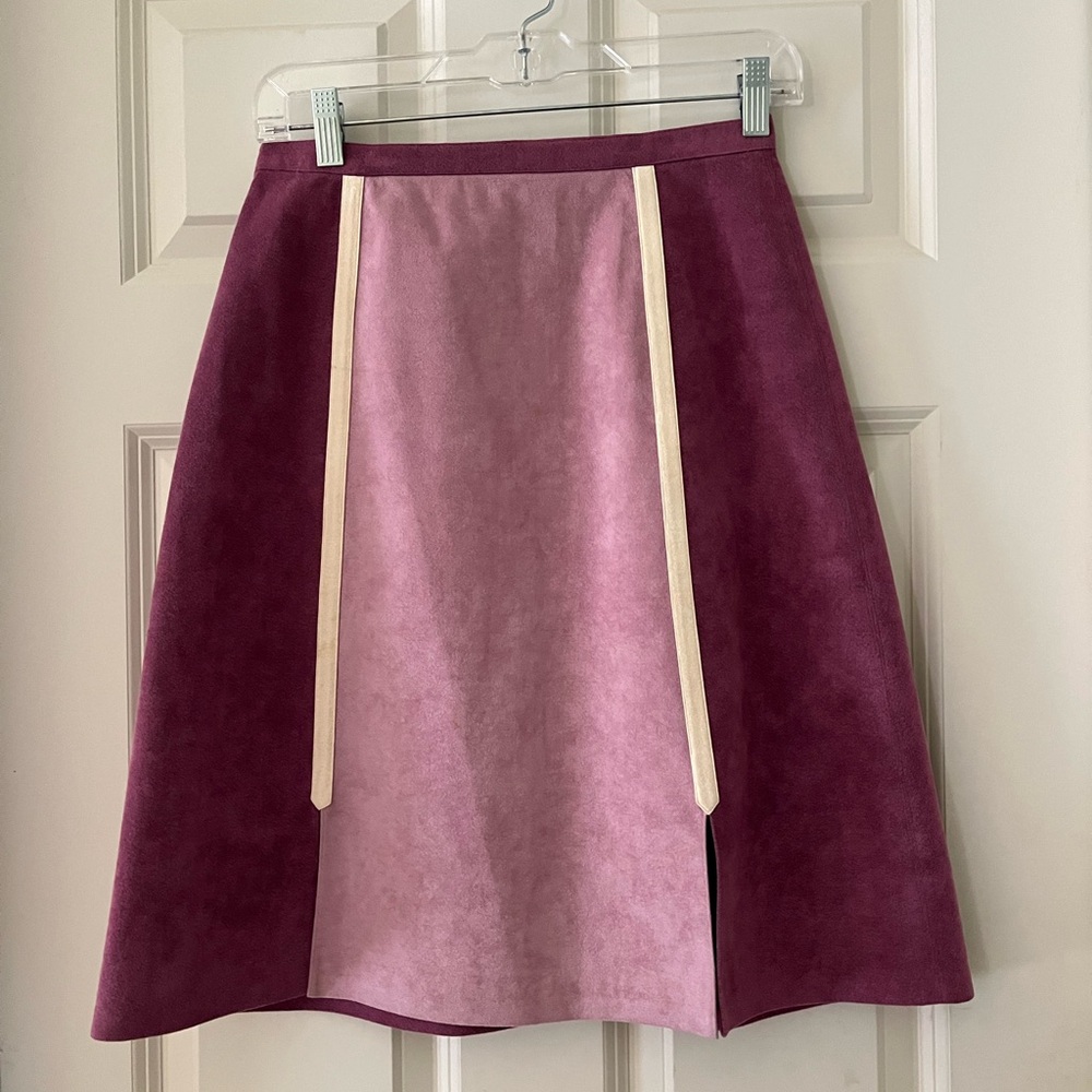 Gorgeous Vintage Maggie R pink/cream suede A-Line skirt w/slits & back pocket 8
